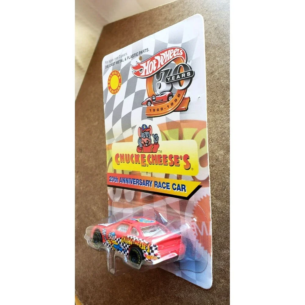 Hot Wheels CHUCK E. CHEESE'S PONTIAC GRAND PRIX 20Th. ANNIVERSARY RACE CAR 1:64